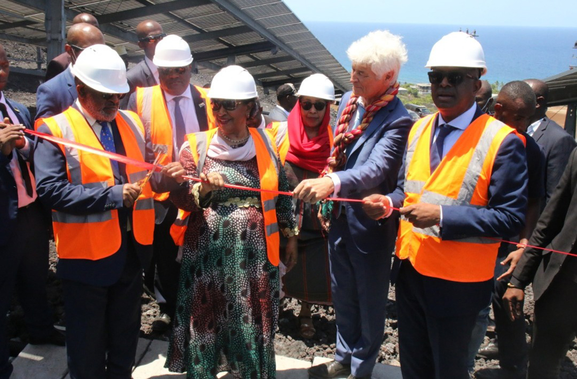 Le gouvernement prévoit la construction de trois centrales